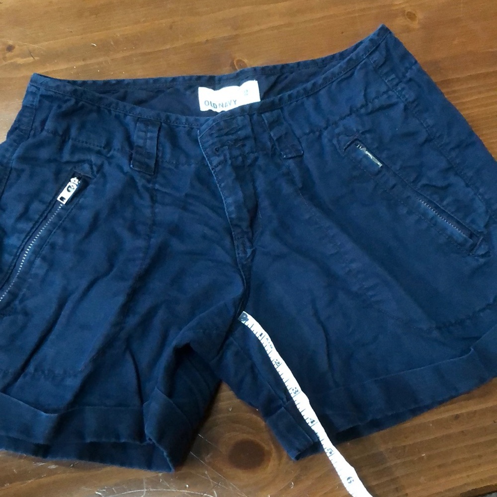 Old Navy size 2 black shorts
